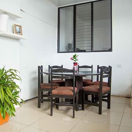 אלאג'ואלה 5 Min From The Airport - Perfect Stop מראה חיצוני תמונה